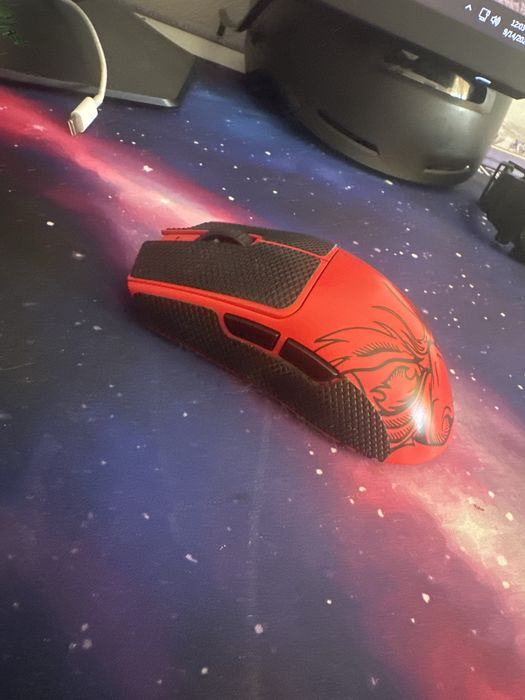 Mouse razer viper v3 pro Faker Edition