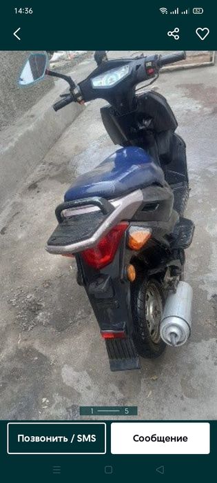 Продам скутер 80 кубовый на ходу только нужен аккумулятор