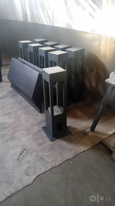 Hi-Tech услубидаги парк чироқларини