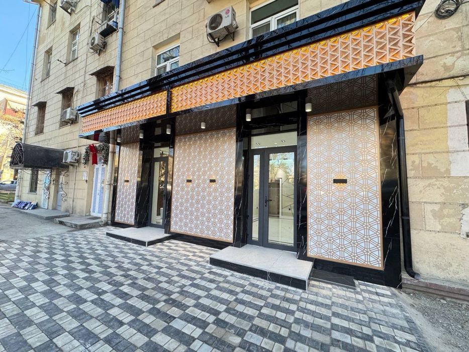 Ул.Новомосковская коммерчесоке помещение с площадью 43кв.м ор. Breadly