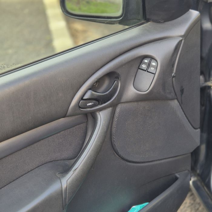 Focus 2003 1.6 ocazie