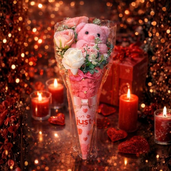 Букет с плюшено мече и цветя