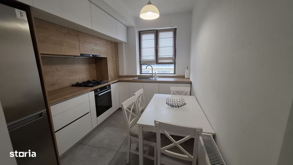 Apartament 2 camere decomandate- Foarte spatios- Zona D.na Stanca