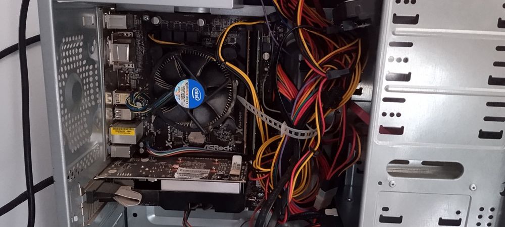 Unitate centrala PC