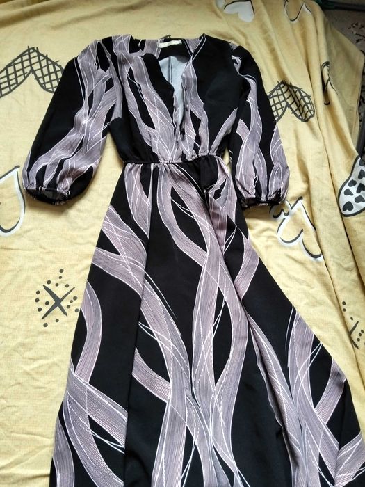 Платья женская  и футболки