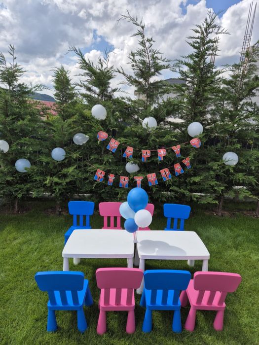 Mese si scaune pentru copii