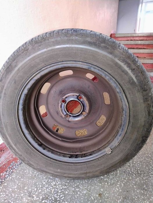 Vand anvelopa All Season 195/60R15 + 4 roti cu jante 195/60R15