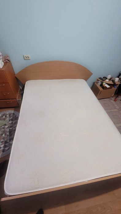 Продам шкаф и кровать