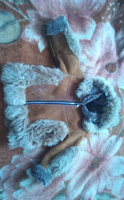 Детская дубленка, комбинезон