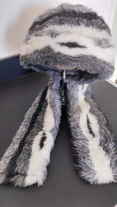 Шапка и шал комплект