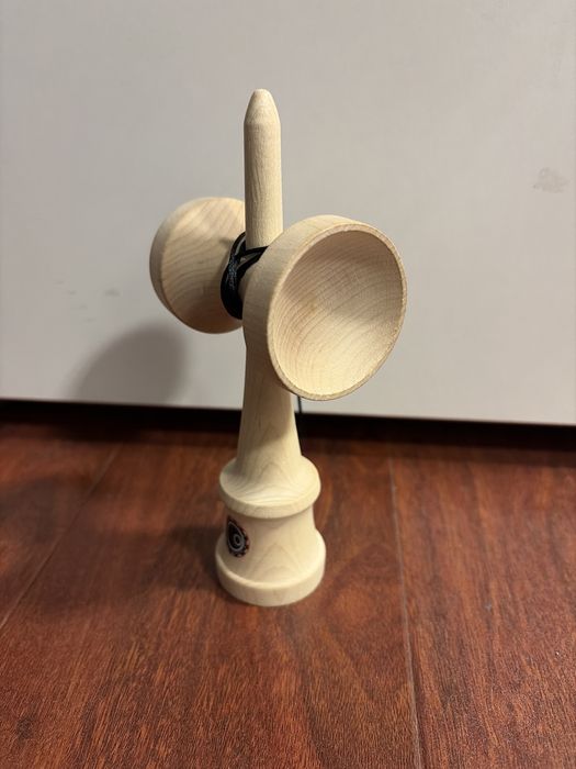 Ken de la okendama nou nout cu balance hole