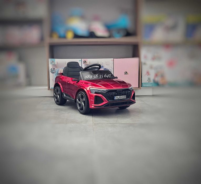ПРОМОЦИЯ!НОВО!Акумулаторен джип Audi SQ8 RED с 12V батерия,меки гуми