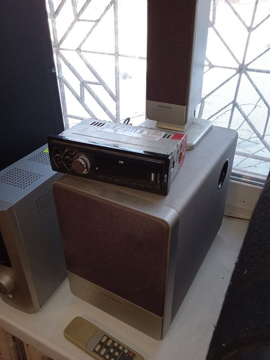 Продам музыкальную аппаратуру.