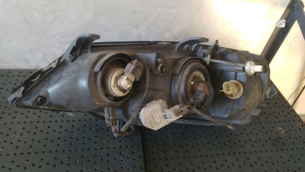 Far dreapta opel astra g 03507281