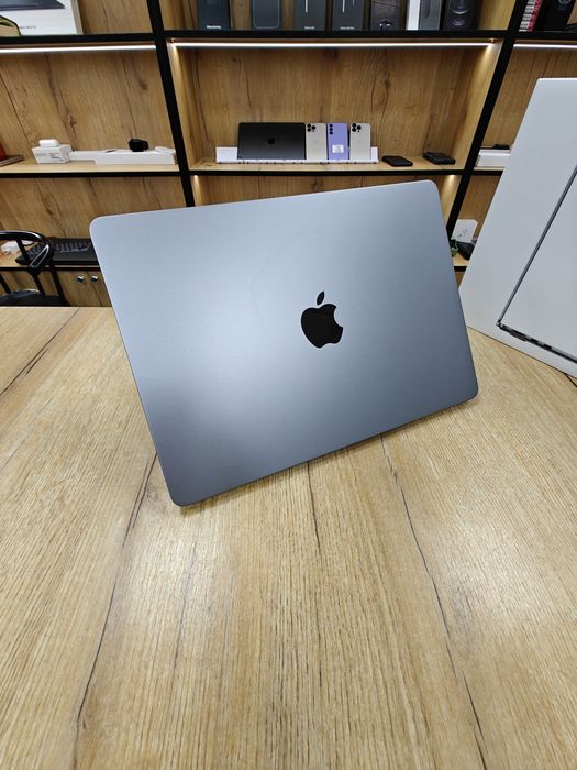 MacBook Air 13 M3 Чип 8/256гб 100% Apple Макбук Эйр 13 М3 Чип