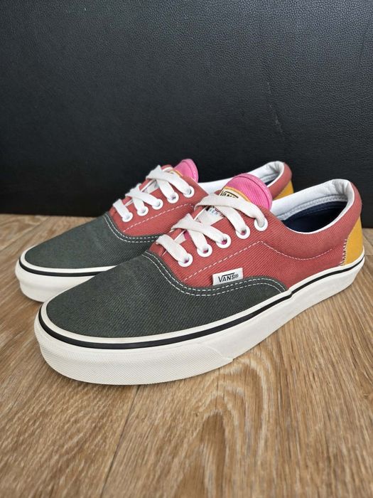 VANS   41  номер