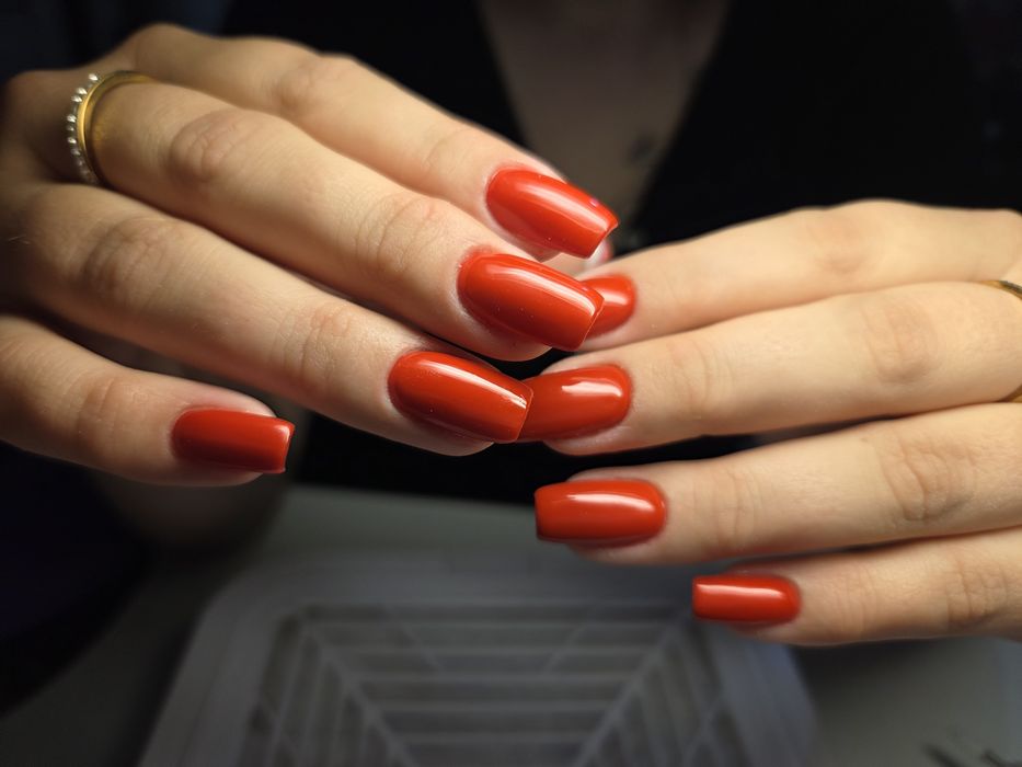 Наращивание ногтей