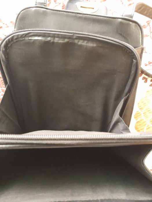 Geantă de piele naturală