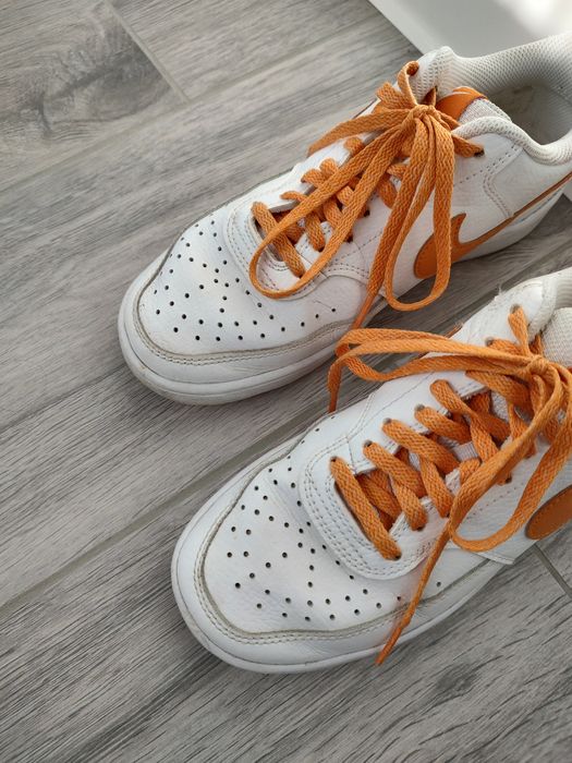 Adidasi Nike 36,5 -23 cm