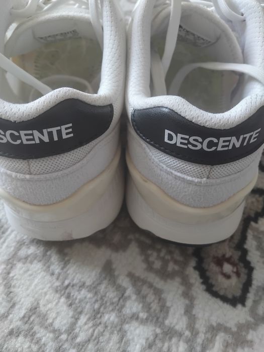 Кроссовки лёгкие 39 размер