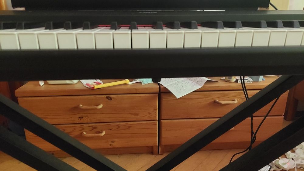 Pian Yamaha Piaggero NP-32 (includ suport și husă)