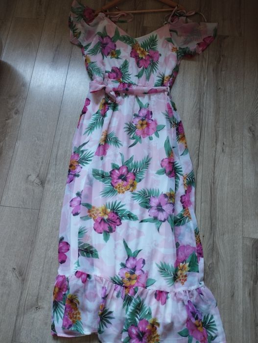 Rochie dama și gentuta