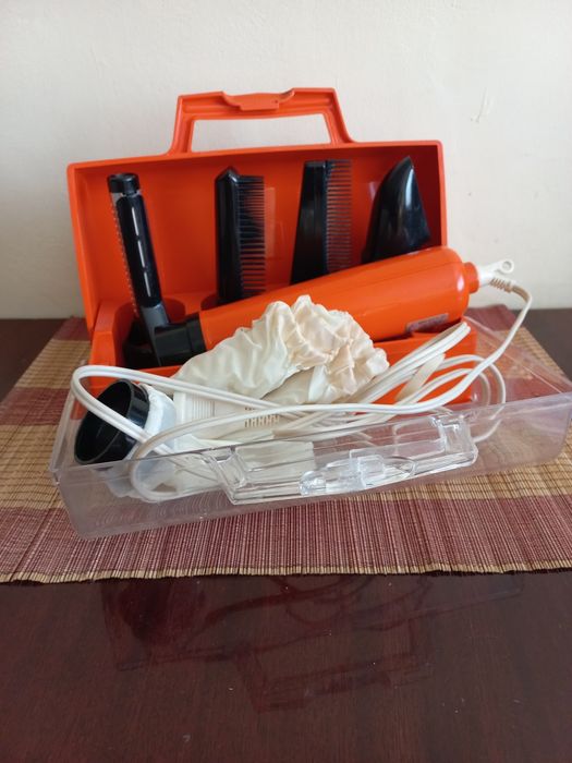 Фен с насадками.