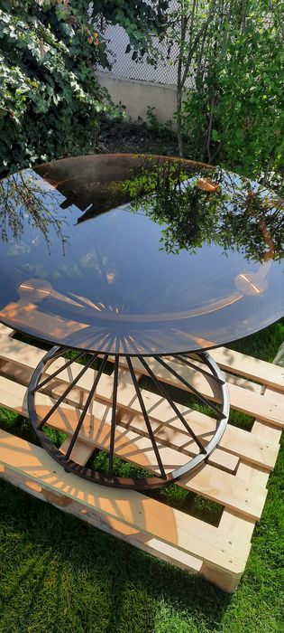 Стол кофейный чайный обеденный