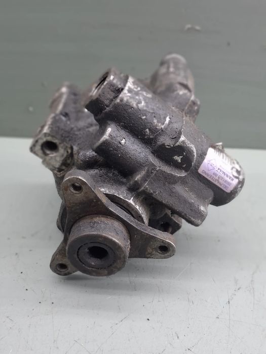 Pompa servodirectie mecanica 8200024738 Renault Trafic 2008