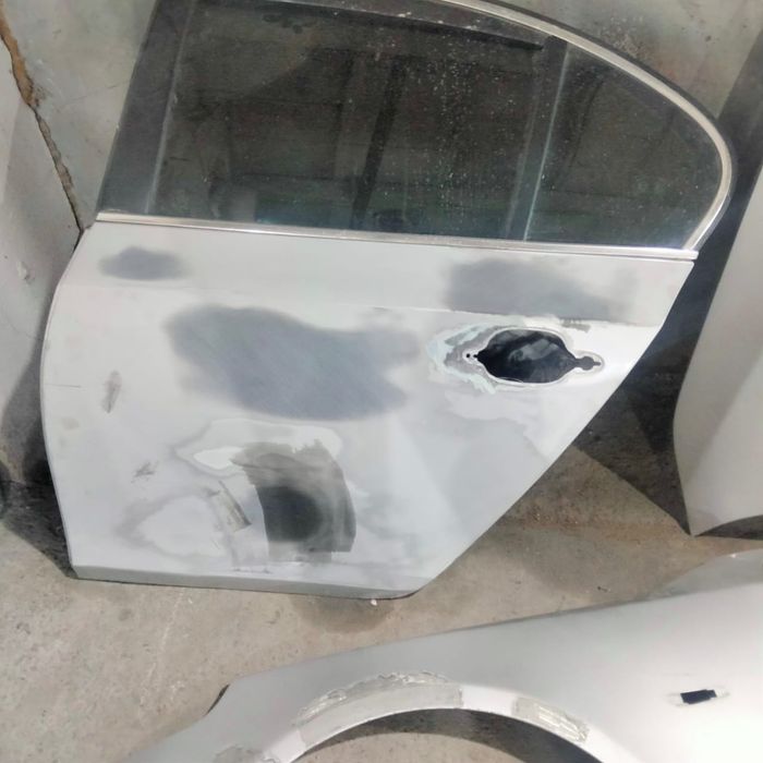 Кузовные запчасти E60
