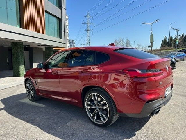 BMW X4 MPAKET 40D XDRIVE  46000 Euro 128000 km