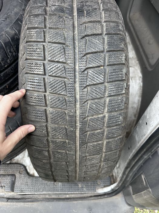 Зимни гуми 245/50/18 и 255/35/18