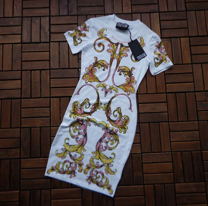 Дамска ежедневна рокля Versace Jeans Couture Slim Fit