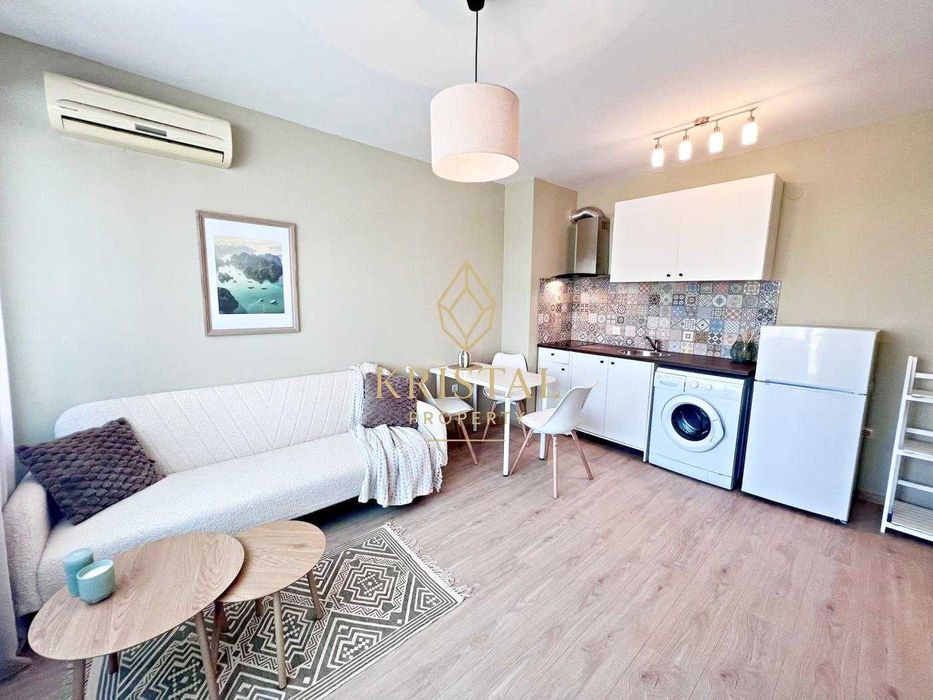 Продава се Двустаен апартамент в к.к. Слънчев бряг - 67 кв.м за 582 €/кв.м - Снимка #1