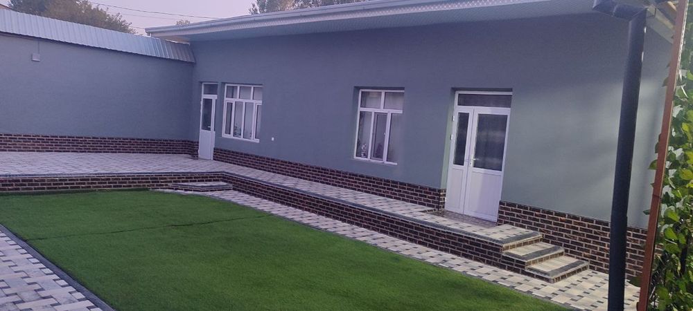 Uy sotiladi 4 hona+1 ta oshxona