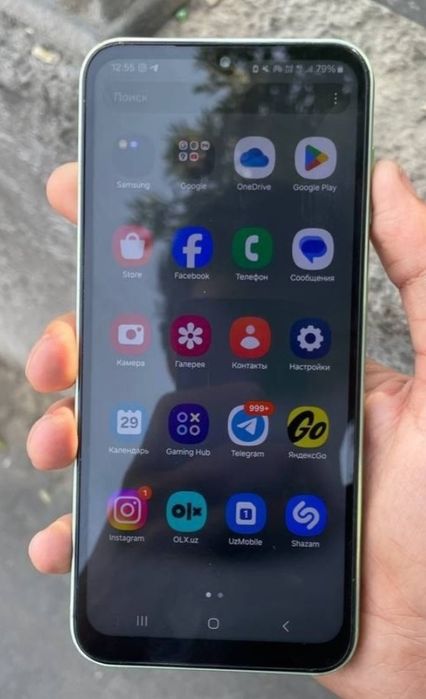 Samsung A14 sotladi