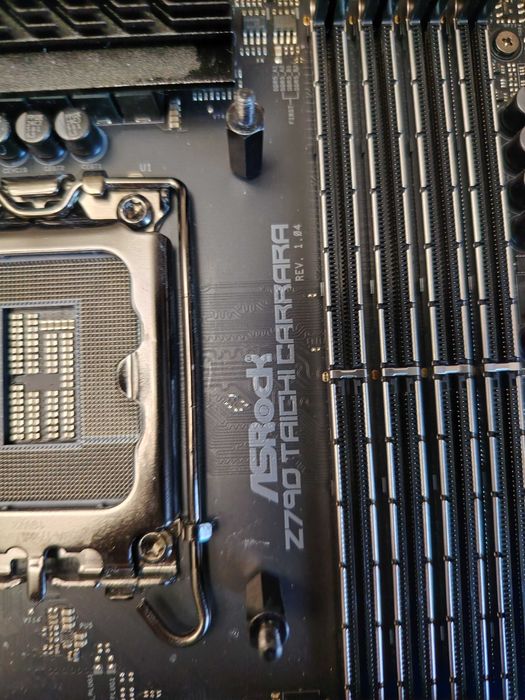 Asrock Taichi Z790 Carrara
