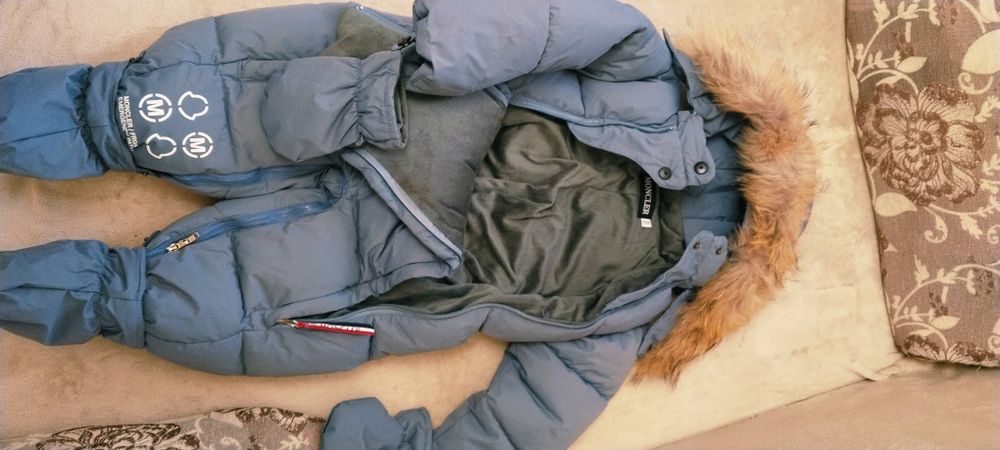 Зимний комбинезон состояние новое 10000 тысяч