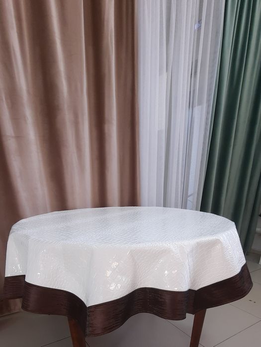 Продам новую скатерть