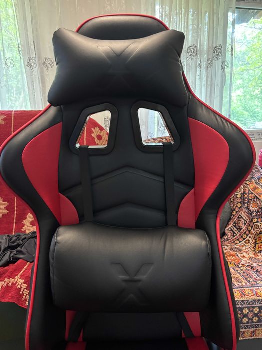 Scaun Gaming X Rocker – Stare Impecabilă (Ca Nou / Folosit foarte puțin)