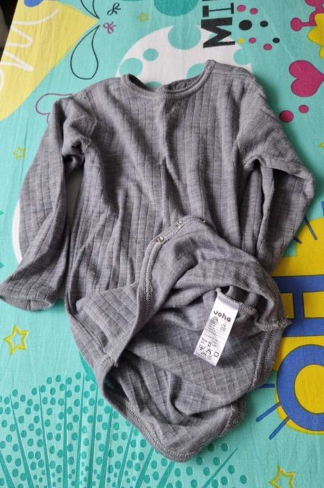 Dres,body,șosete,botoșei și mănuși din lână fiartă