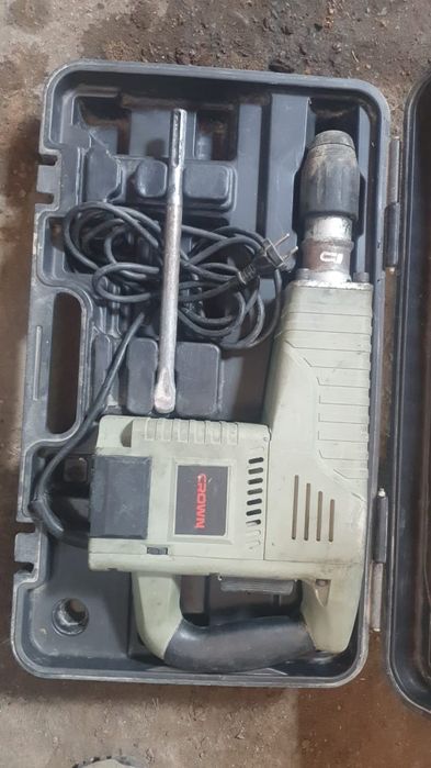 Продам инструменты отбойник перфоратор