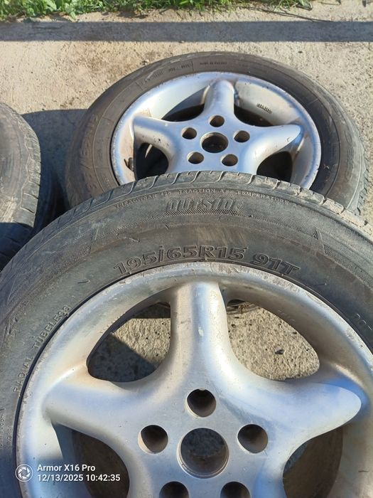 Алуминиеви джанти с гумите  15 цола