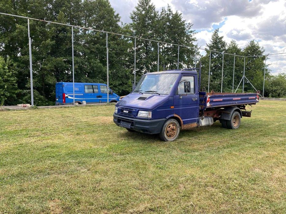 De vânzare Iveco Daily 49-12 basculabil 2.8 122 Cp