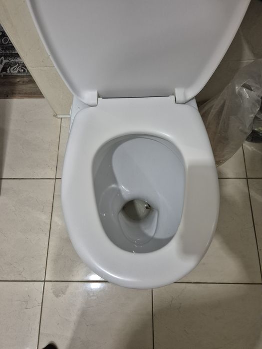 продам унитаз...