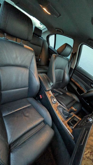 BMW Seria 3 (E90) – 320d