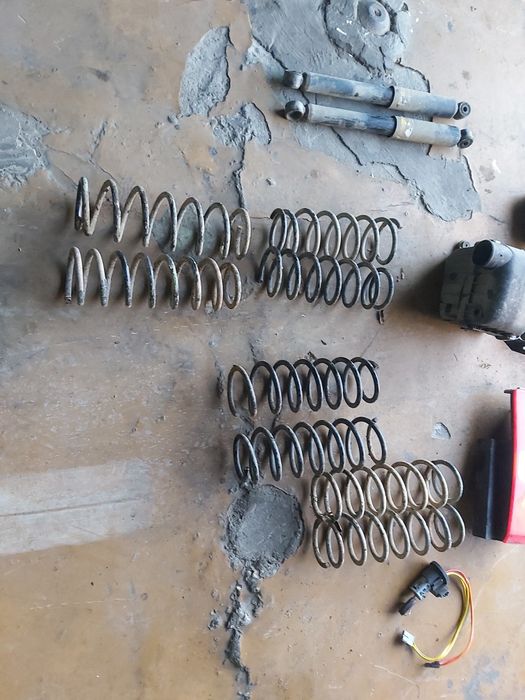 Части Сузуки Джимни 1.3 i