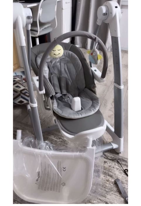 Продам стульчик качеля  для кормление