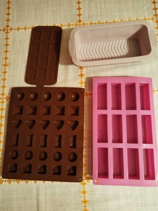Forme din silicon