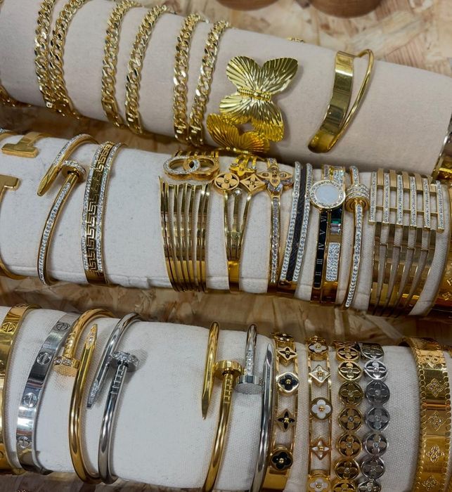 Bratari cartier si inele